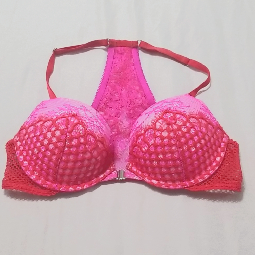 Like New VS lace Push Up Bra